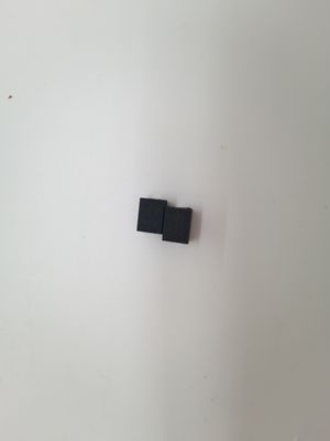 Varistor di ossido metallico 125.C 3225K681 Temperatura di stoccaggio attraverso buco tipo di confezione conforme alla normativa RoHS.